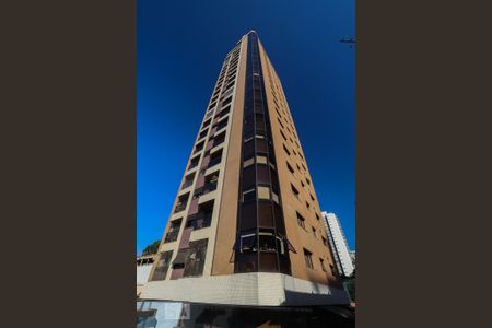 Apartamento à venda com 189m², 3 quartos e 3 vagasFachada