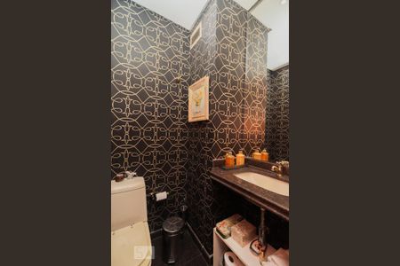 Apartamento à venda com 189m², 3 quartos e 3 vagasLavabo