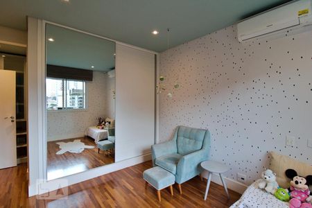 Apartamento para alugar com 261m², 4 quartos e 4 vagas Apartamento para alugar com 261m², 4 quartos e 4 vagasSuíte 3