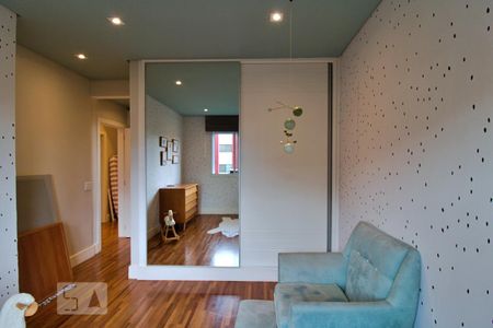 Apartamento para alugar com 261m², 4 quartos e 4 vagas Apartamento para alugar com 261m², 4 quartos e 4 vagasSuíte 3