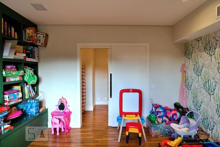 Apartamento para alugar com 261m², 4 quartos e 4 vagas Apartamento para alugar com 261m², 4 quartos e 4 vagasQuarto 4