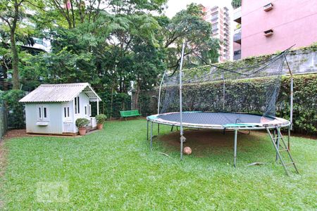 Apartamento para alugar com 261m², 4 quartos e 4 vagas Apartamento para alugar com 261m², 4 quartos e 4 vagasÁrea comum