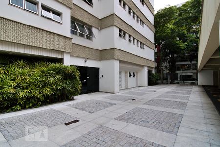 Apartamento para alugar com 261m², 4 quartos e 4 vagas Apartamento para alugar com 261m², 4 quartos e 4 vagasÁrea comum