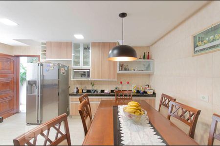 Casa à venda com 200m², 4 quartos e 2 vagasCozinha