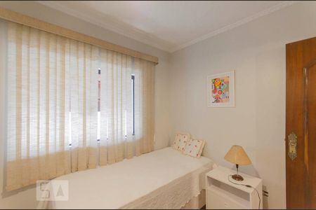 Casa à venda com 200m², 4 quartos e 2 vagasQuarto 2