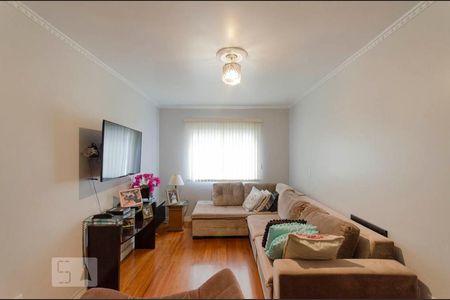 Casa à venda com 200m², 4 quartos e 2 vagasSuíte