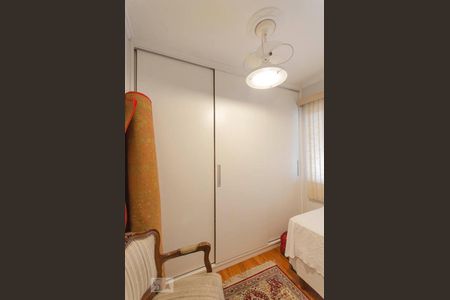 Casa à venda com 200m², 4 quartos e 2 vagasQuarto 2