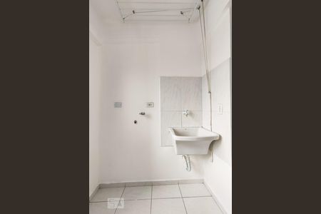 Apartamento à venda com 65m², 2 quartos e 1 vagaÁrea de Serviço