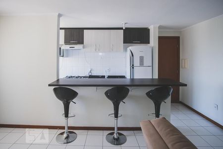 Sala 1 de apartamento para alugar com 3 quartos, 63m² em Fazendinha, Curitiba