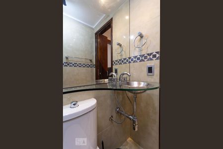 Apartamento à venda com 55m², 2 quartos e 1 vaga Apartamento à venda com 55m², 2 quartos e 1 vagaBanheiro