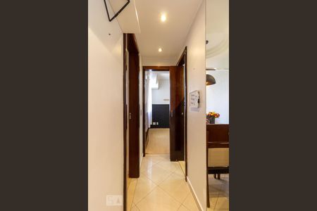 Hall Quartos de apartamento à venda com 2 quartos, 55m² em Jardim Monte Alegre, São Paulo