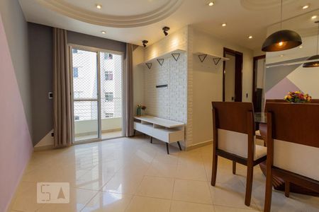 Sala de apartamento à venda com 2 quartos, 55m² em Jardim Monte Alegre, São Paulo