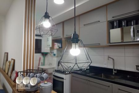 Apartamento à venda com 48m², 2 quartos e 1 vaga Apartamento à venda com 48m², 2 quartos e 1 vagaDetalhe cozinha