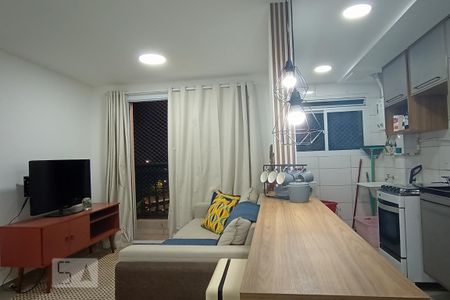 Apartamento à venda com 48m², 2 quartos e 1 vaga Apartamento à venda com 48m², 2 quartos e 1 vagaSala/Cozinha