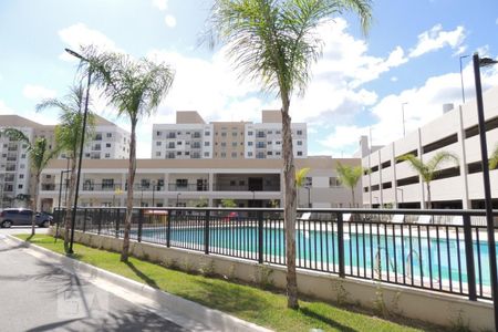 Apartamento à venda com 48m², 2 quartos e 1 vaga Apartamento à venda com 48m², 2 quartos e 1 vagaÁrea comum - Piscina