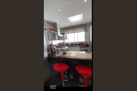 Apartamento para alugar com 104m², 2 quartos e 2 vagas Apartamento para alugar com 104m², 2 quartos e 2 vagasCozinha