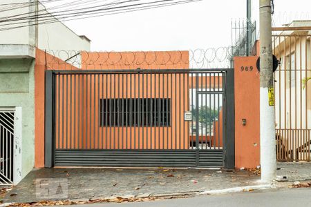 Casa para alugar com 220m², 4 quartos e 3 vagasFachada