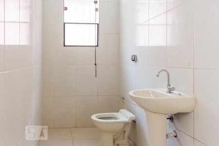 Casa para alugar com 220m², 4 quartos e 3 vagasBanheiro 2 