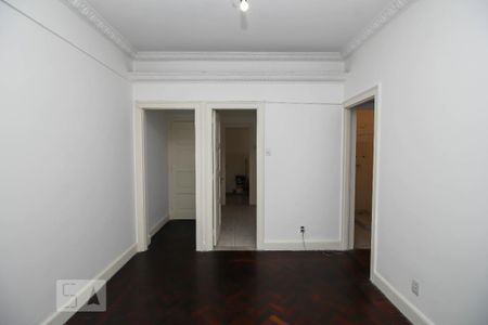 Sala de apartamento para alugar com 2 quartos, 52m² em Flamengo, Rio de Janeiro