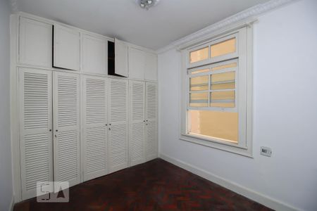 Quarto 1 de apartamento para alugar com 2 quartos, 52m² em Flamengo, Rio de Janeiro