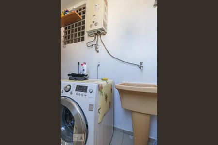 Apartamento à venda com 144m², 3 quartos e 3 vagasArea de serviço