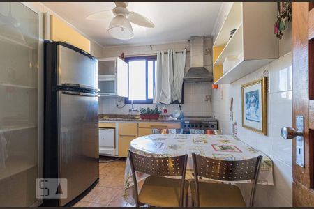 Apartamento à venda com 144m², 3 quartos e 3 vagasCozinha