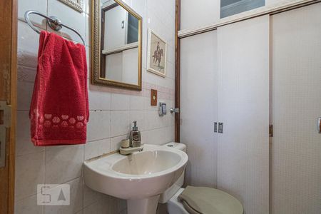 Apartamento à venda com 144m², 3 quartos e 3 vagasLavabo