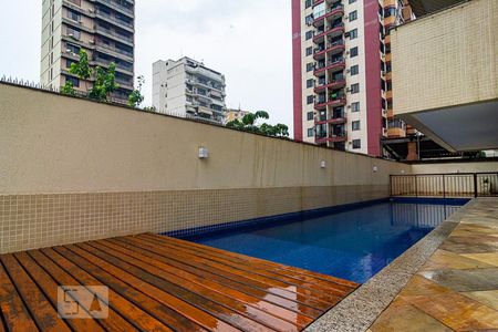 Apartamento à venda com 99m², 3 quartos e 2 vagasÁrea comum - Piscina