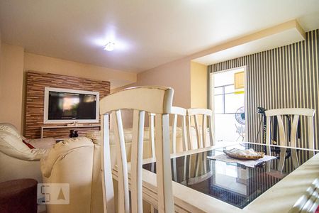 Apartamento à venda com 99m², 3 quartos e 2 vagasSala