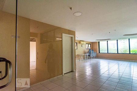 Apartamento à venda com 99m², 3 quartos e 2 vagasÁrea comum - Salão de festas