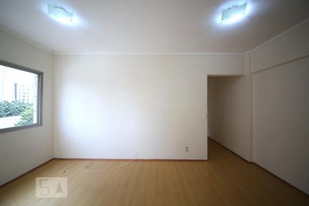 Sala de apartamento para alugar com 2 quartos, 57m² em Cidade Monções, São Paulo