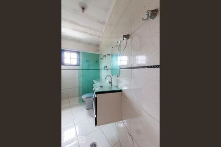 Casa à venda com 180m², 3 quartos e 7 vagasBanheiro Suite 1