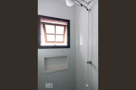 Casa à venda com 180m², 3 quartos e 7 vagasBanheiro Suite 3