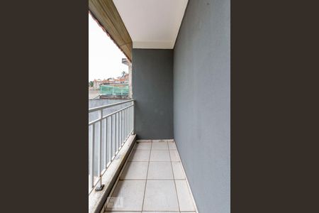 Casa à venda com 180m², 3 quartos e 7 vagasVaranda Suite 1