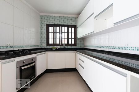 Casa à venda com 180m², 3 quartos e 7 vagasCozinha