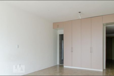 Kitnet/Studio à venda com 1 quarto, 40m² em Centro Histórico, Porto Alegre
