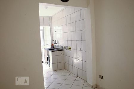 Sala e cozinha de apartamento para alugar com 1 quarto, 48m² em Boqueirão, Praia Grande