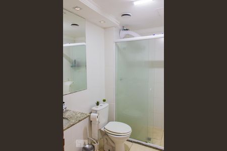 Apartamento à venda com 60m², 2 quartos e 1 vaga Apartamento à venda com 60m², 2 quartos e 1 vagaBanheiro