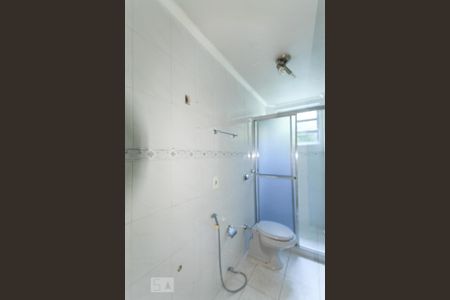 Apartamento à venda com 67m², 2 quartos e sem vagaBanheiro