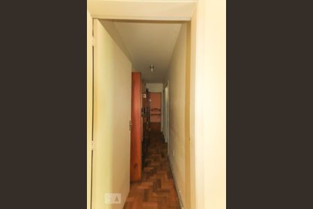 Apartamento à venda com 67m², 2 quartos e sem vagaCorredor