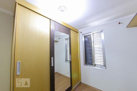 Quarto 2 de apartamento para alugar com 2 quartos, 50m² em Vila Sabrina, São Paulo