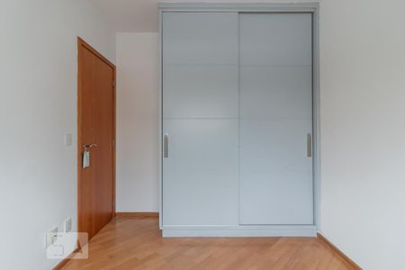 Apartamento para alugar com 108m², 3 quartos e 2 vagasQuarto 3 