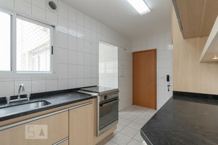 Apartamento para alugar com 108m², 3 quartos e 2 vagasCozinha