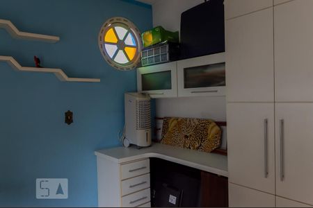 Casa à venda com 165m², 3 quartos e 2 vagasQuarto 2