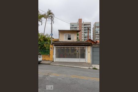 Casa à venda com 165m², 3 quartos e 2 vagasFachada