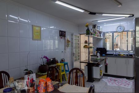 Casa à venda com 165m², 3 quartos e 2 vagasCozinha