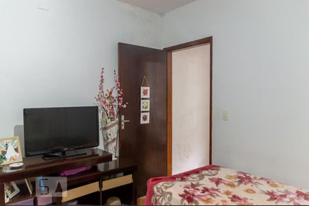 Casa à venda com 165m², 3 quartos e 2 vagasQuarto