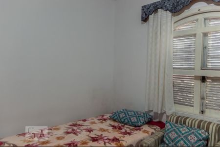 Casa à venda com 165m², 3 quartos e 2 vagasQuarto