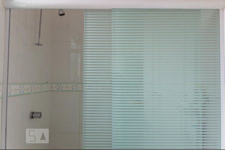 Casa à venda com 165m², 3 quartos e 2 vagasBanheiro