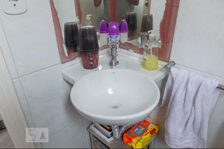 Casa à venda com 165m², 3 quartos e 2 vagasLavabo